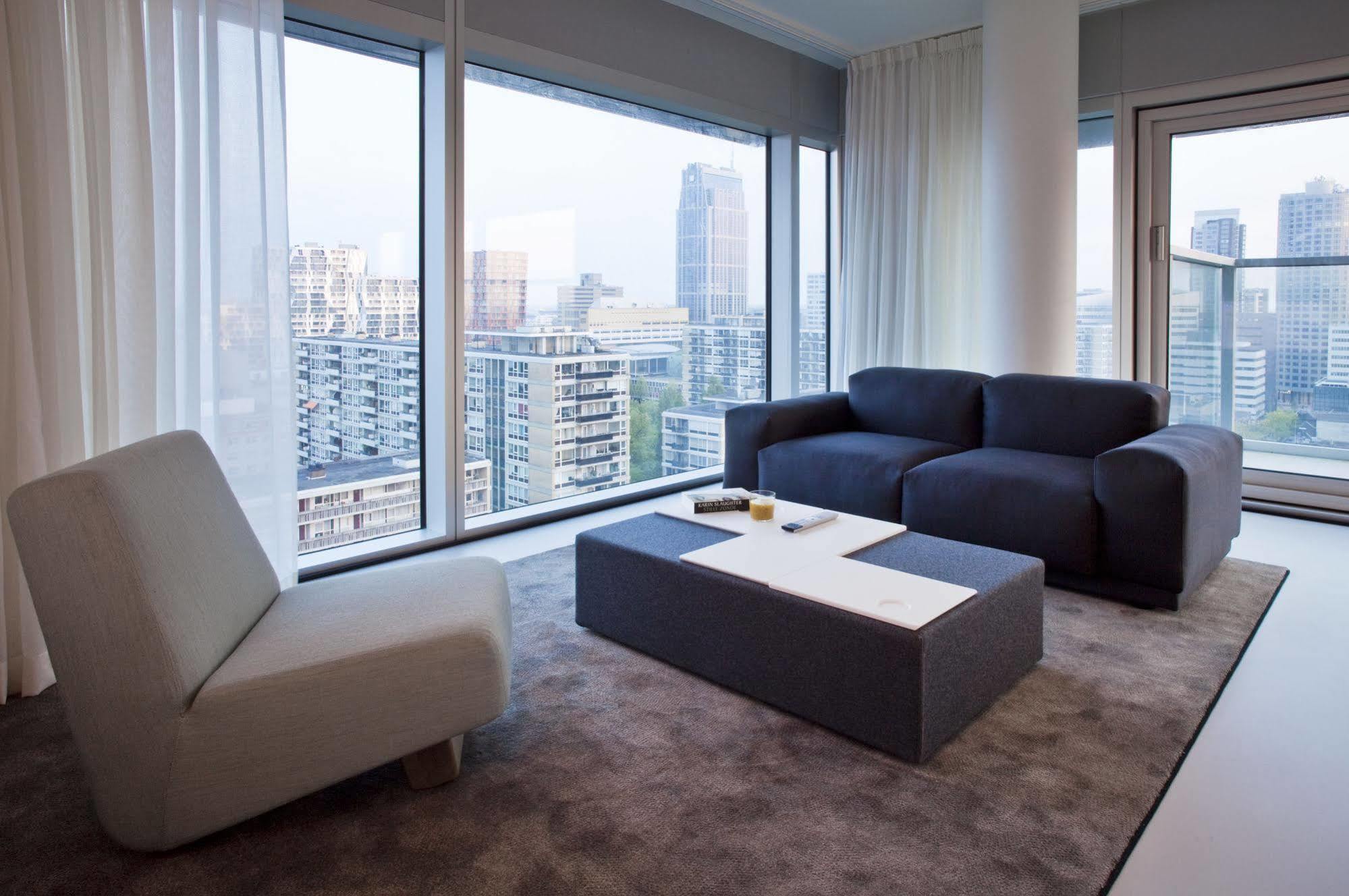 Urban Residences Apartahotel 4*