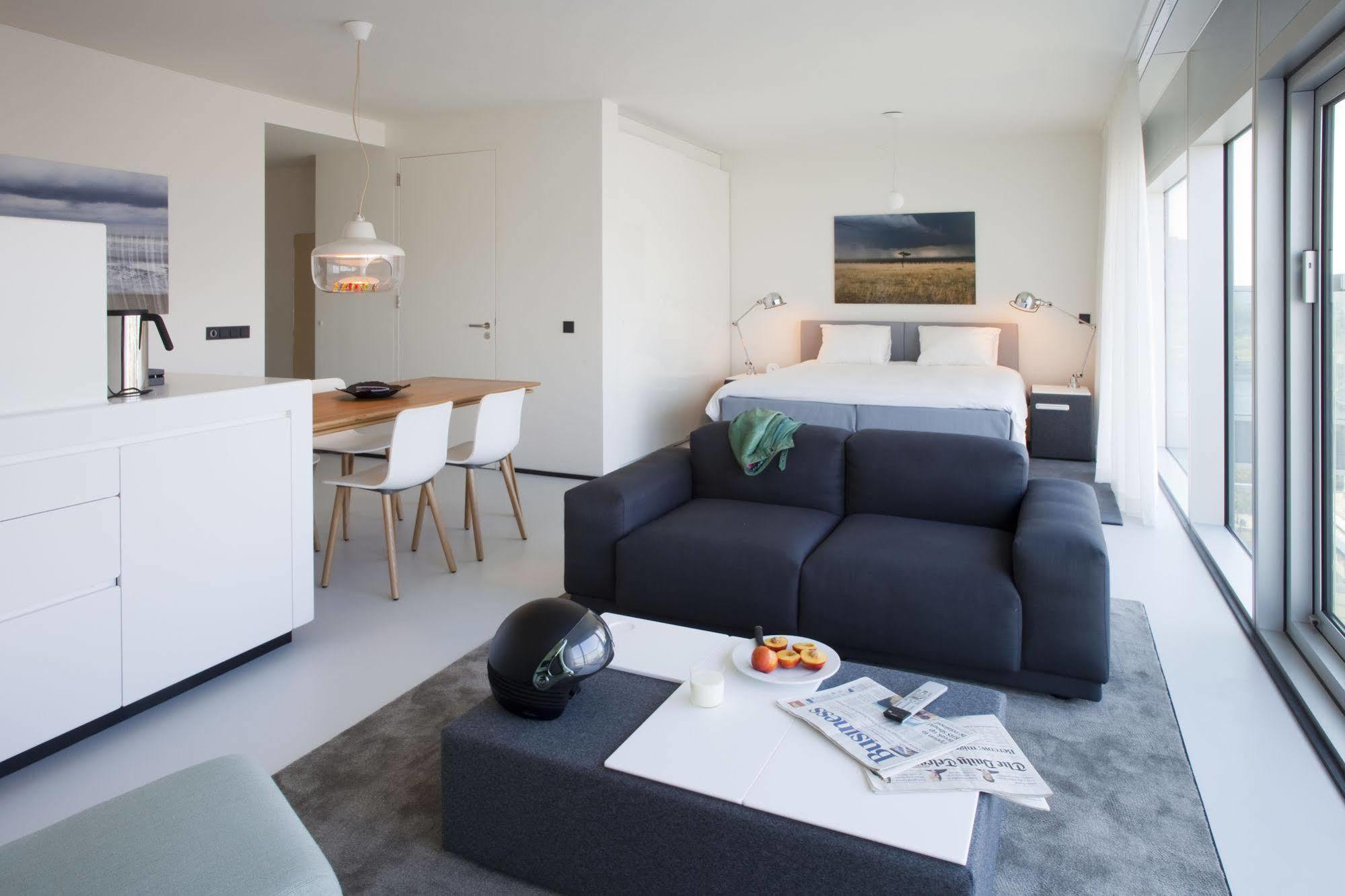 Urban Residences Apartahotel 4*